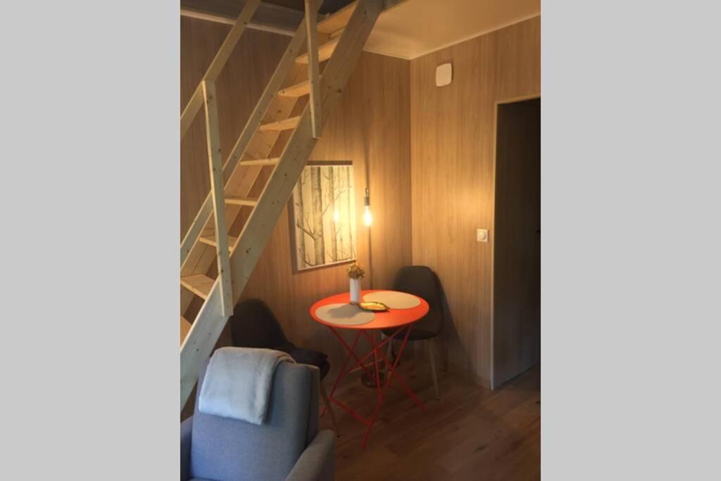Adorable Cabane Dans Un Espace Boise Saint-Junien Kültér fotó